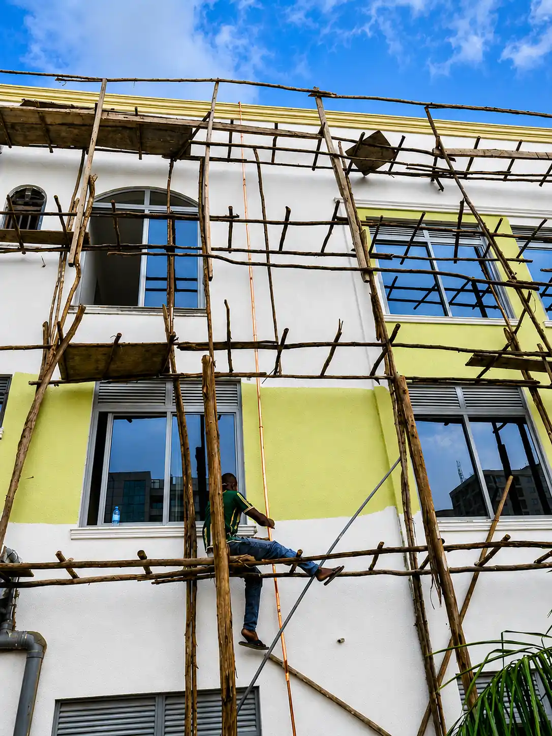 Lightning protection system installation on school building in Kawuku Wakiso